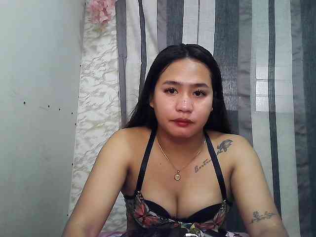 xLickme24 Live Webcam on BongaCams