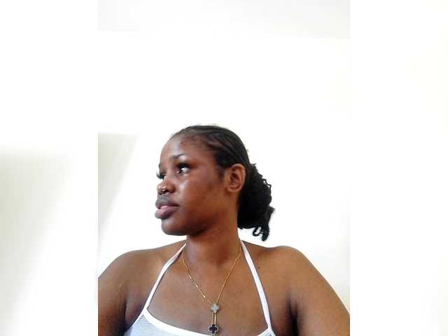 PinkKittyy webcam bongacams model stream image