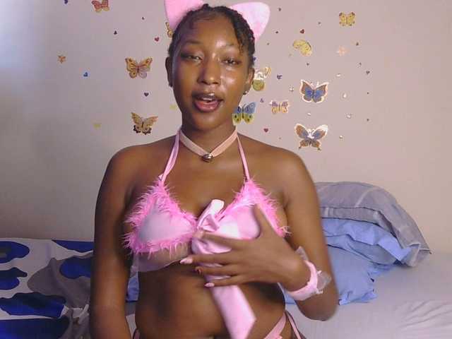 KittyKissess's BongaCams show and profile