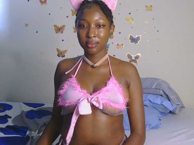 KittyKissess's BongaCams show and profile