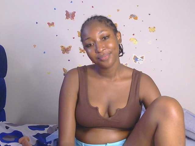 KittyKissess's BongaCams show and profile