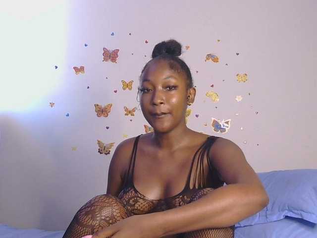 KittyKissess's BongaCams show and profile