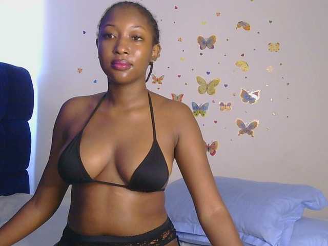 KittyKissess's BongaCams show and profile