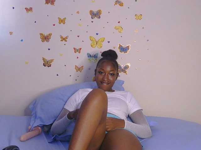 KittyKissess's BongaCams show and profile