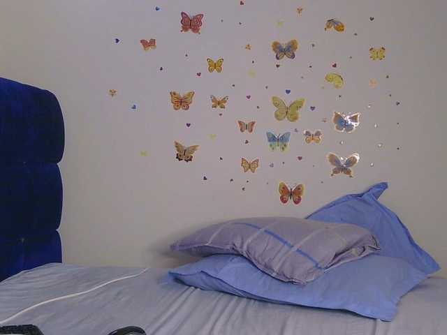 KittyKissess's BongaCams show and profile