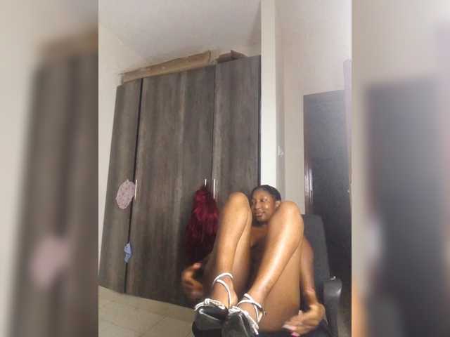 KittyKissess's BongaCams show and profile