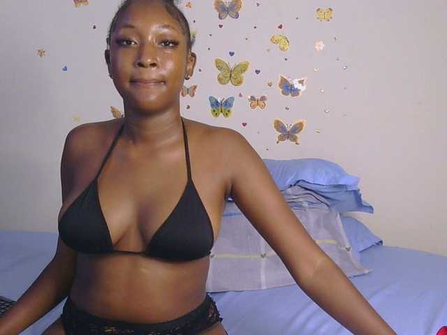 KittyKissess's BongaCams show and profile