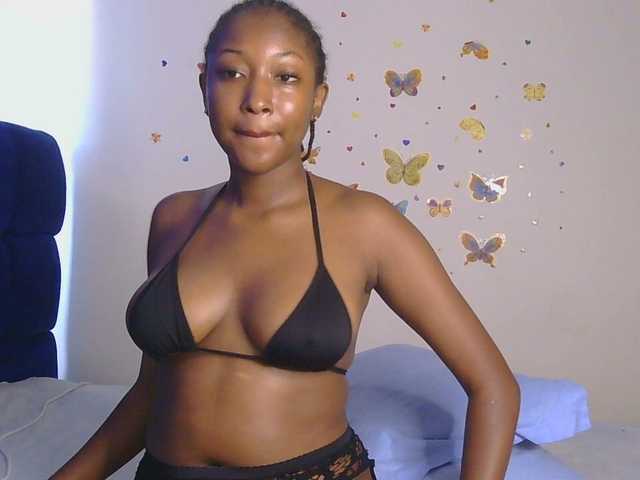 KittyKissess's BongaCams show and profile