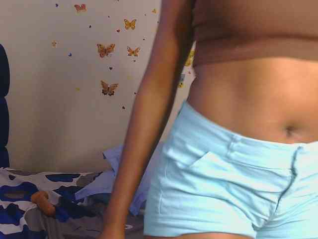 KittyKissess KittyKissess