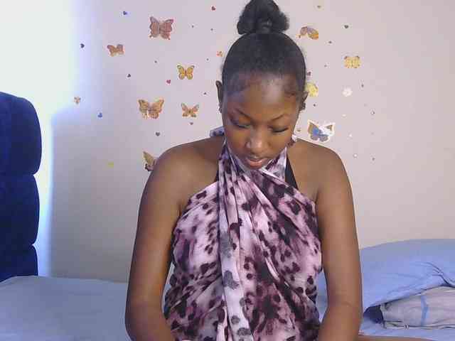 KittyKissess KittyKissess