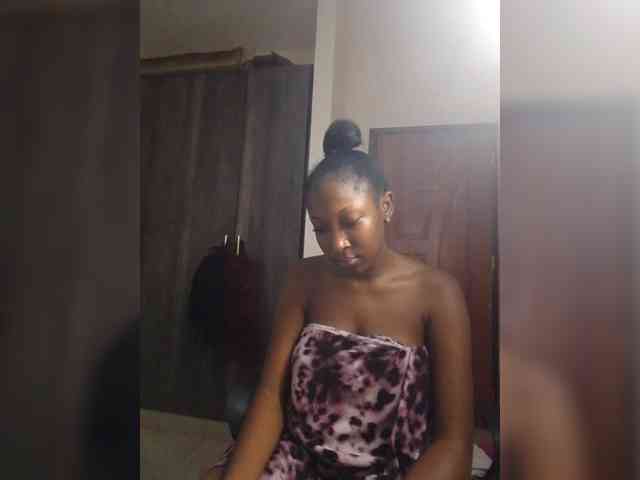 KittyKissess KittyKissess