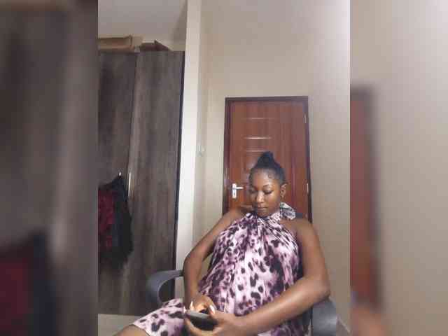 KittyKissess KittyKissess