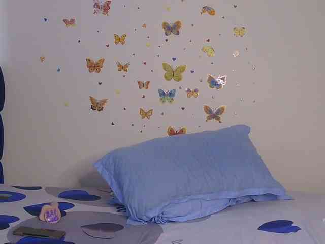 KittyKissess KittyKissess