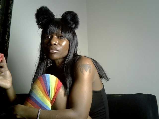 flirtytrouble's BongaCams show and profile