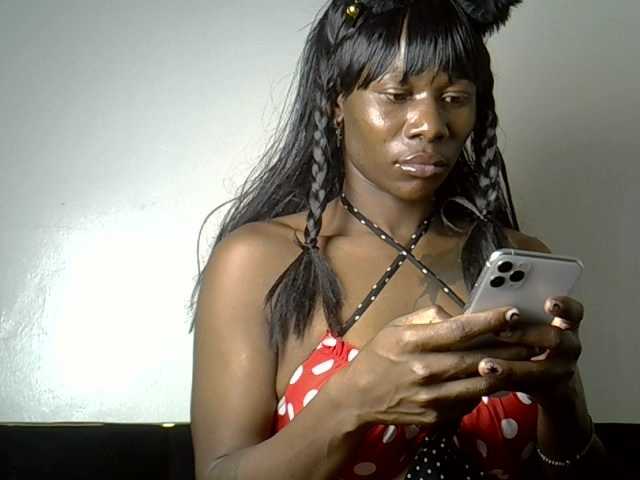 flirtytrouble's BongaCams show and profile