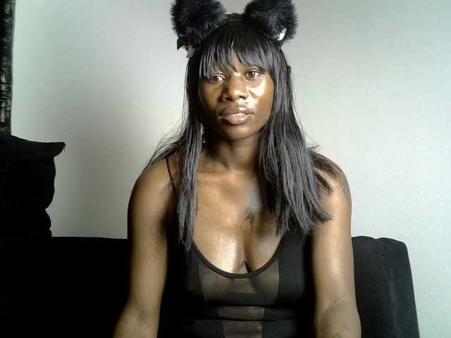 flirtytrouble's BongaCams show and profile