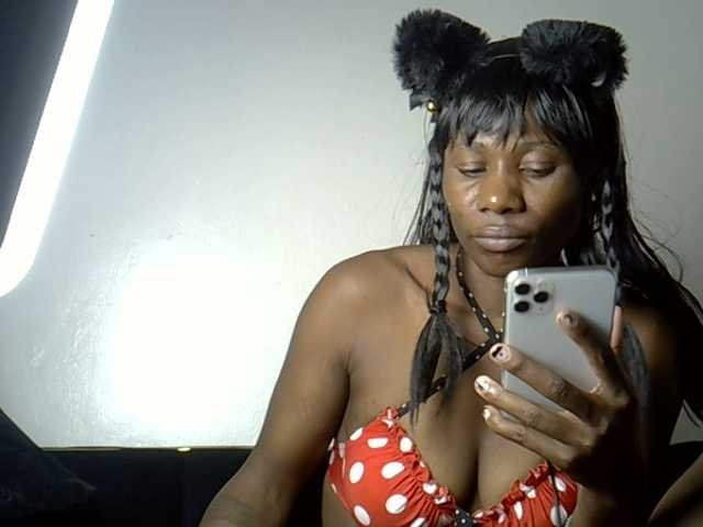 flirtytrouble's BongaCams show and profile