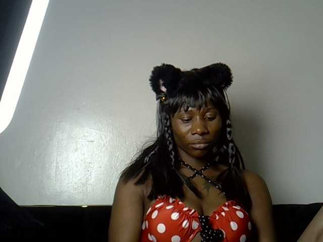 flirtytrouble's BongaCams show and profile