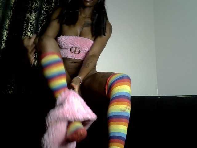 flirtytrouble's BongaCams show and profile