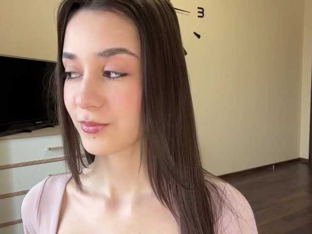 ShilaPytel's BongaCams show and profile