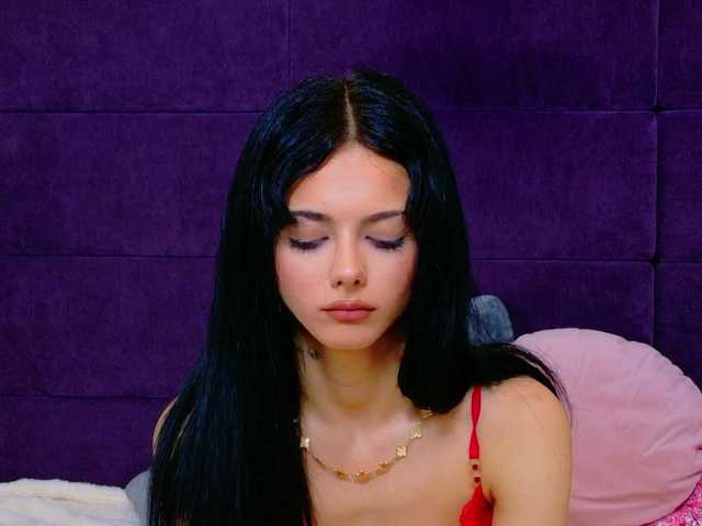 NataliaCroft's BongaCams show and profile