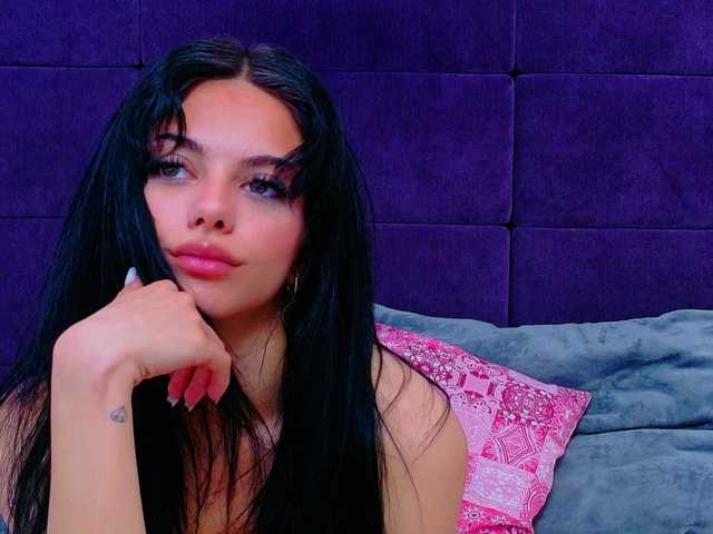 NataliaCroft's BongaCams show and profile