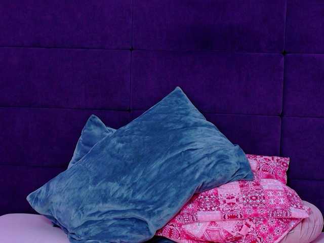 NataliaCroft's BongaCams show and profile