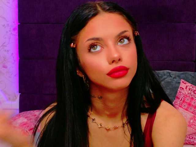 NataliaCroft's BongaCams show and profile