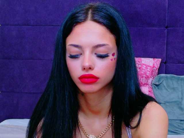 NataliaCroft's BongaCams show and profile