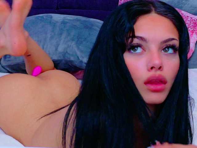 NataliaCroft's BongaCams show and profile