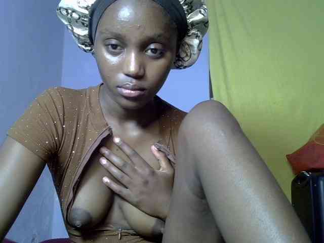 Untamed2 Live Webcam on BongaCams