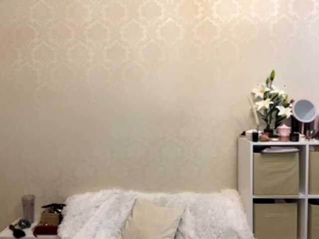 ZoeLecain's BongaCams show and profile