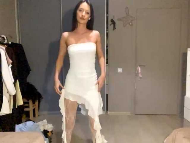 ZoeLecain's BongaCams show and profile