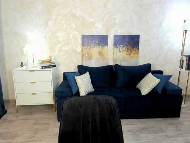 KateKross's BongaCams show and profile