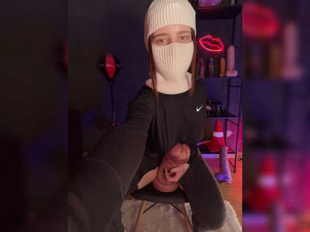 GloriaLove's BongaCams show and profile