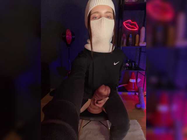 GloriaLove's BongaCams show and profile