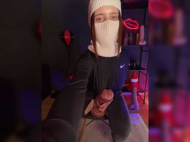 GloriaLove's BongaCams show and profile