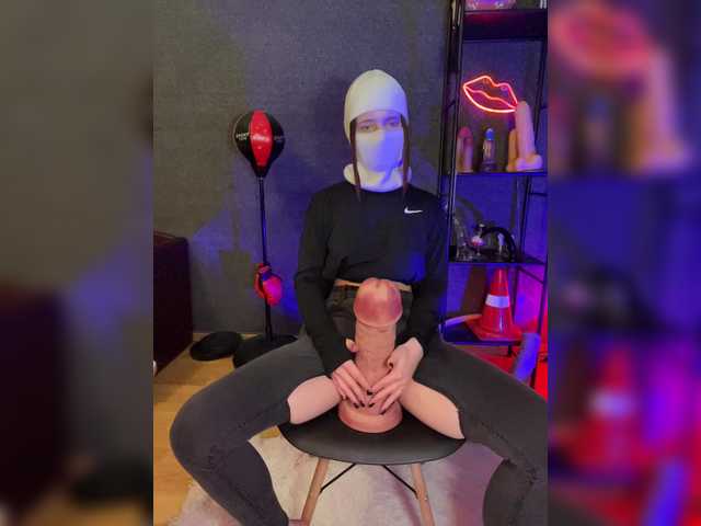 GloriaLove's BongaCams show and profile