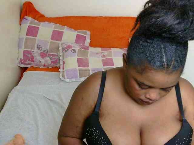 shahonly Live Webcam on BongaCams