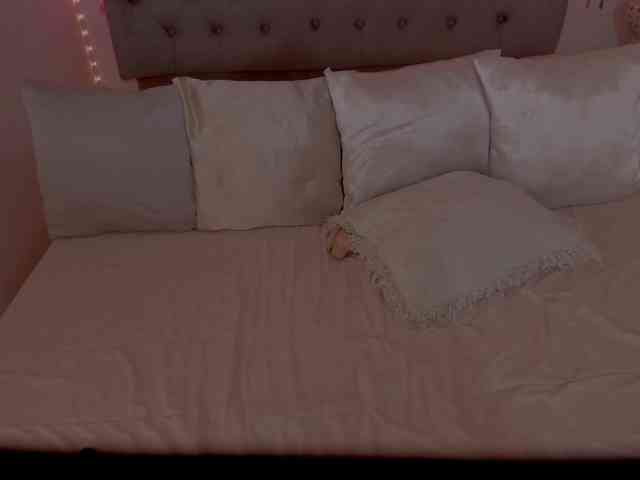 lau123 Live Webcam on BongaCams