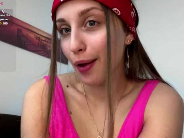 EvaRenard's BongaCams show and profile