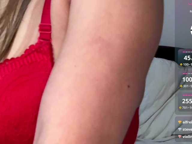 EvaRenard's BongaCams show and profile