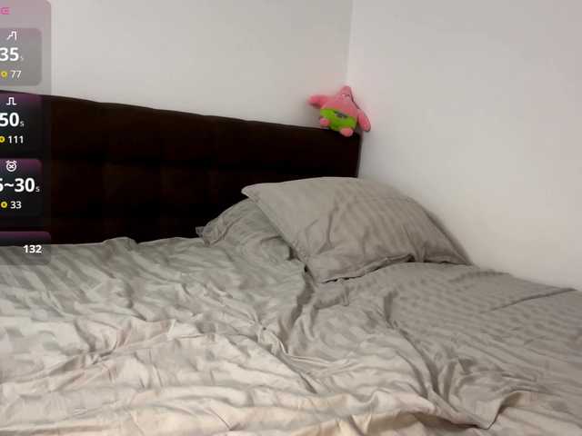 EvaRenard's BongaCams show and profile