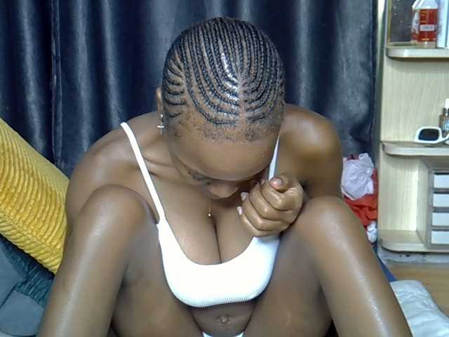 Ebonyj's BongaCams show and profile