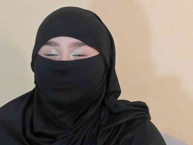 zharaa- Live Webcam on BongaCams