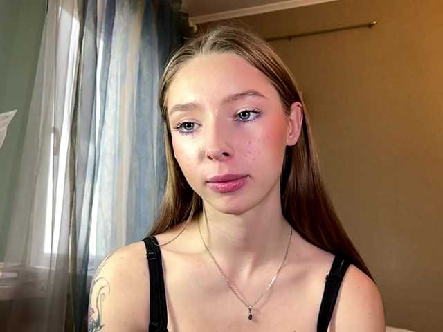 EstellFerkel's BongaCams show and profile