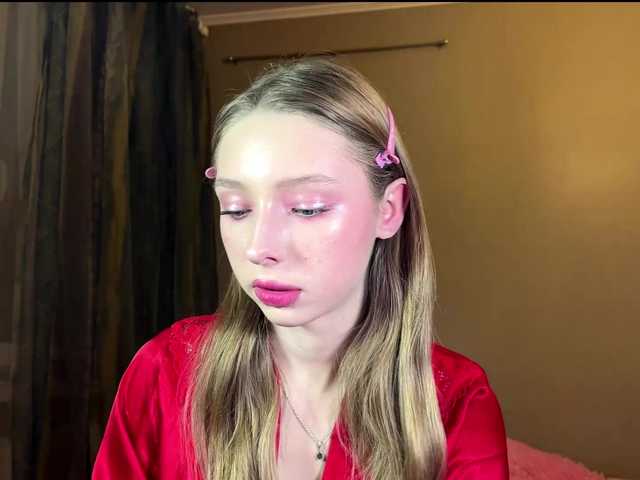 EstellFerkel's BongaCams show and profile