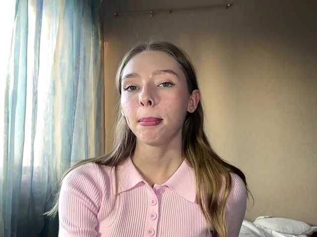 EstellFerkel's BongaCams show and profile