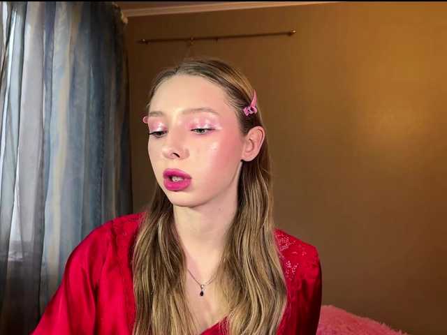 EstellFerkel's BongaCams show and profile