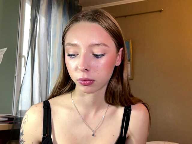 EstellFerkel's BongaCams show and profile